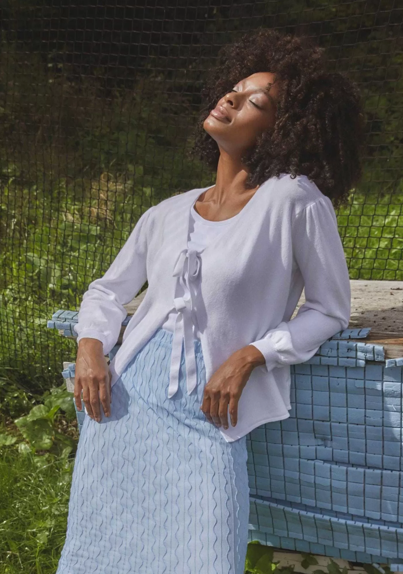 Discount Frigga Tie Cardigan - Vit Kvinnor Stickat