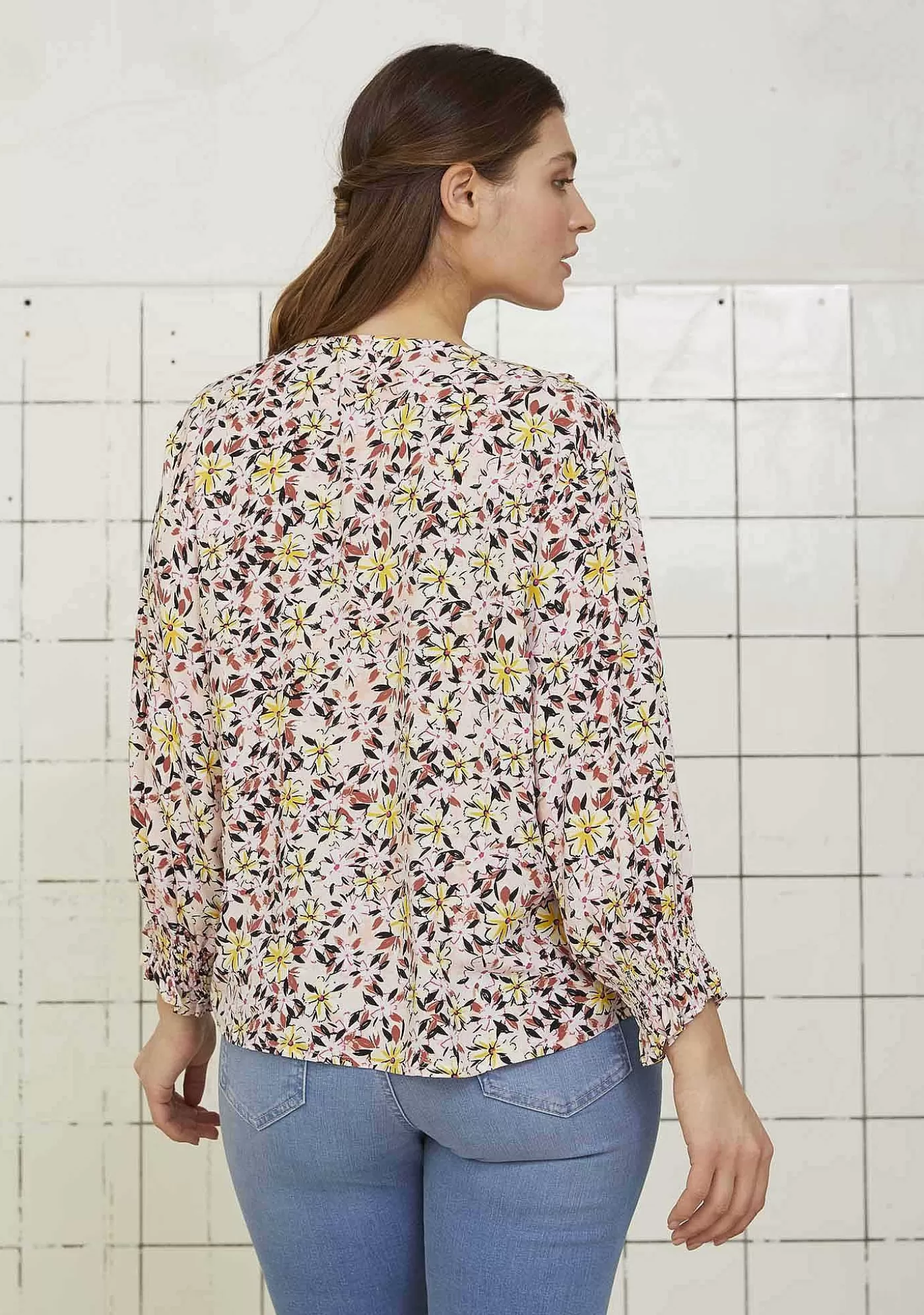 Cheap Gyta Volangblus - Flower Dream Kvinnor Blusar Och Skjortor