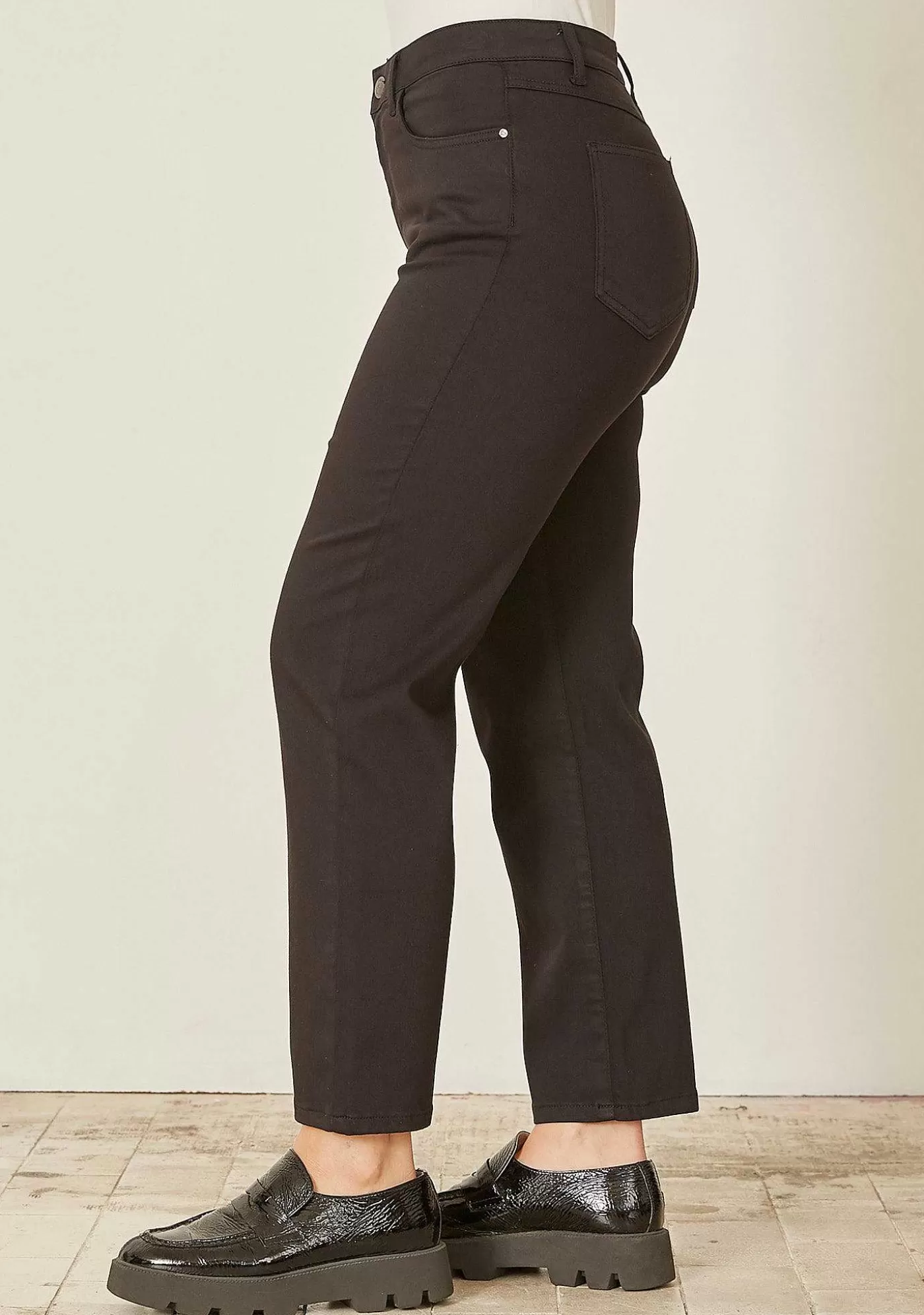 Store Straight Pant - Svart Kvinnor Chinos