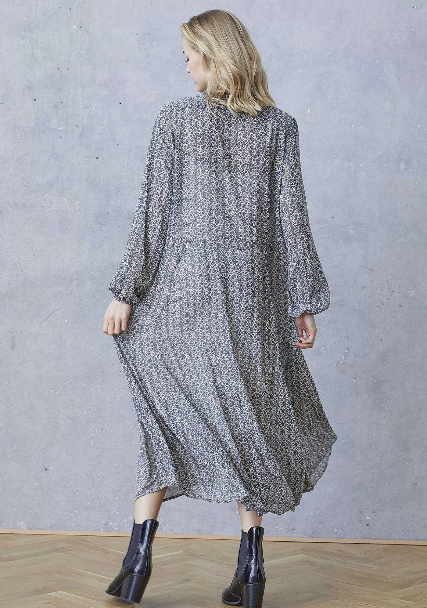 Online Jodie Dress - Dusty Flower Kvinnor Klänningar