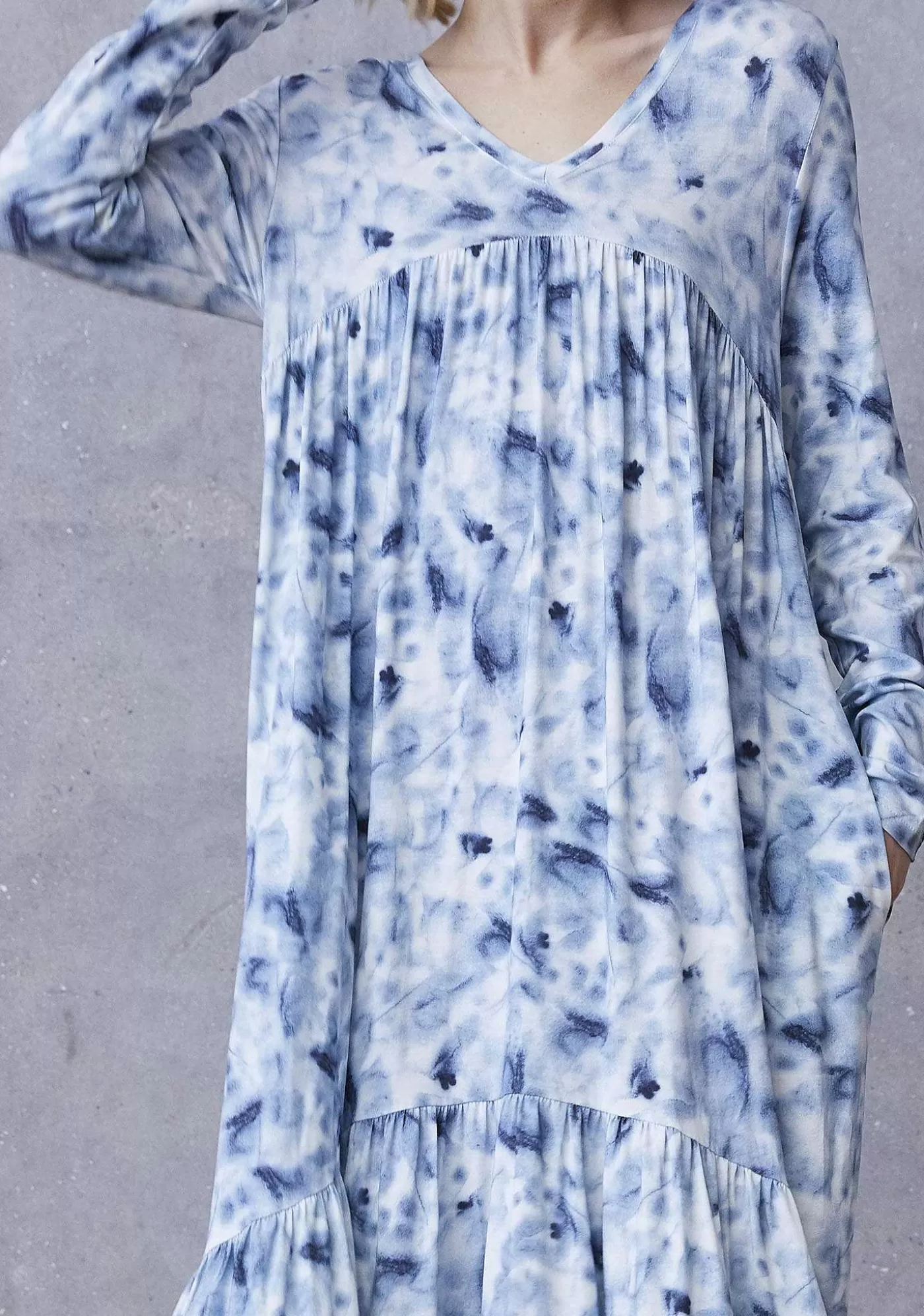 Cheap Karma Drapy Dress - Water Flow Kvinnor Klänningar