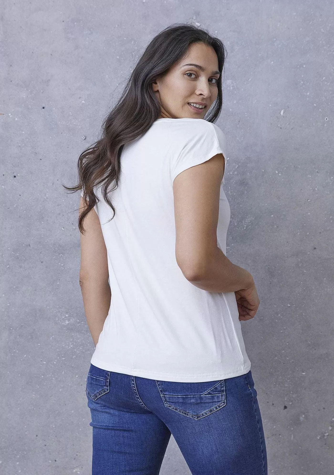 Shop Louis V-Ringad T-Shirt - Broken White Kvinnor Louis
