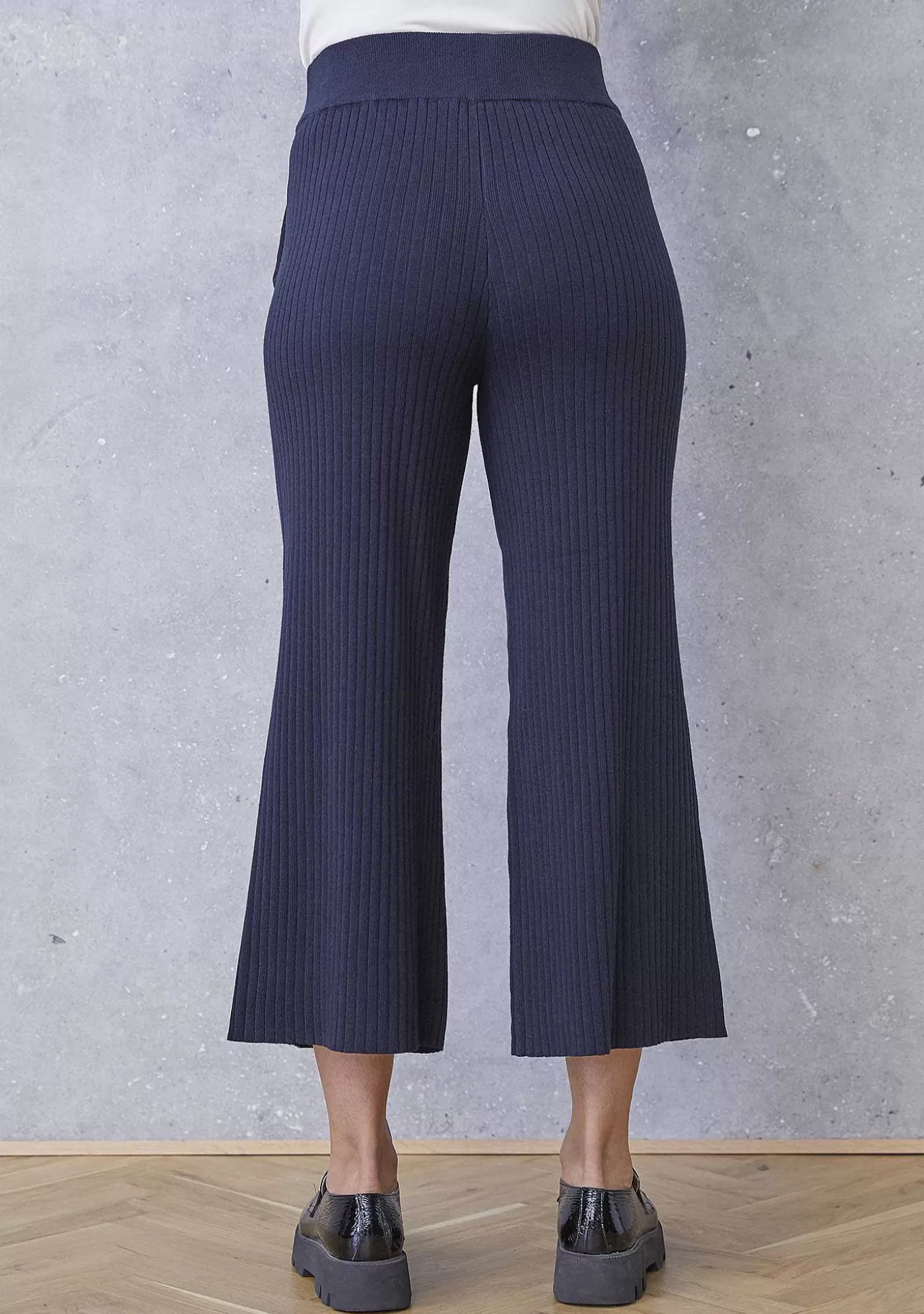 Cheap Nora Knit Pant - Marinbla Kvinnor Stickat