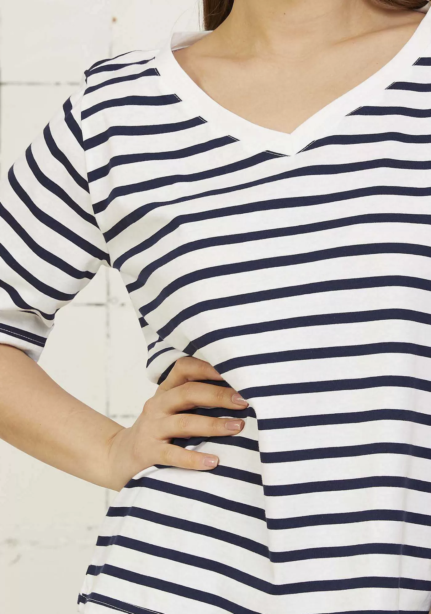 Sale Tinnie Striped T-Shirt - Marinbla Stripe Kvinnor Tinni