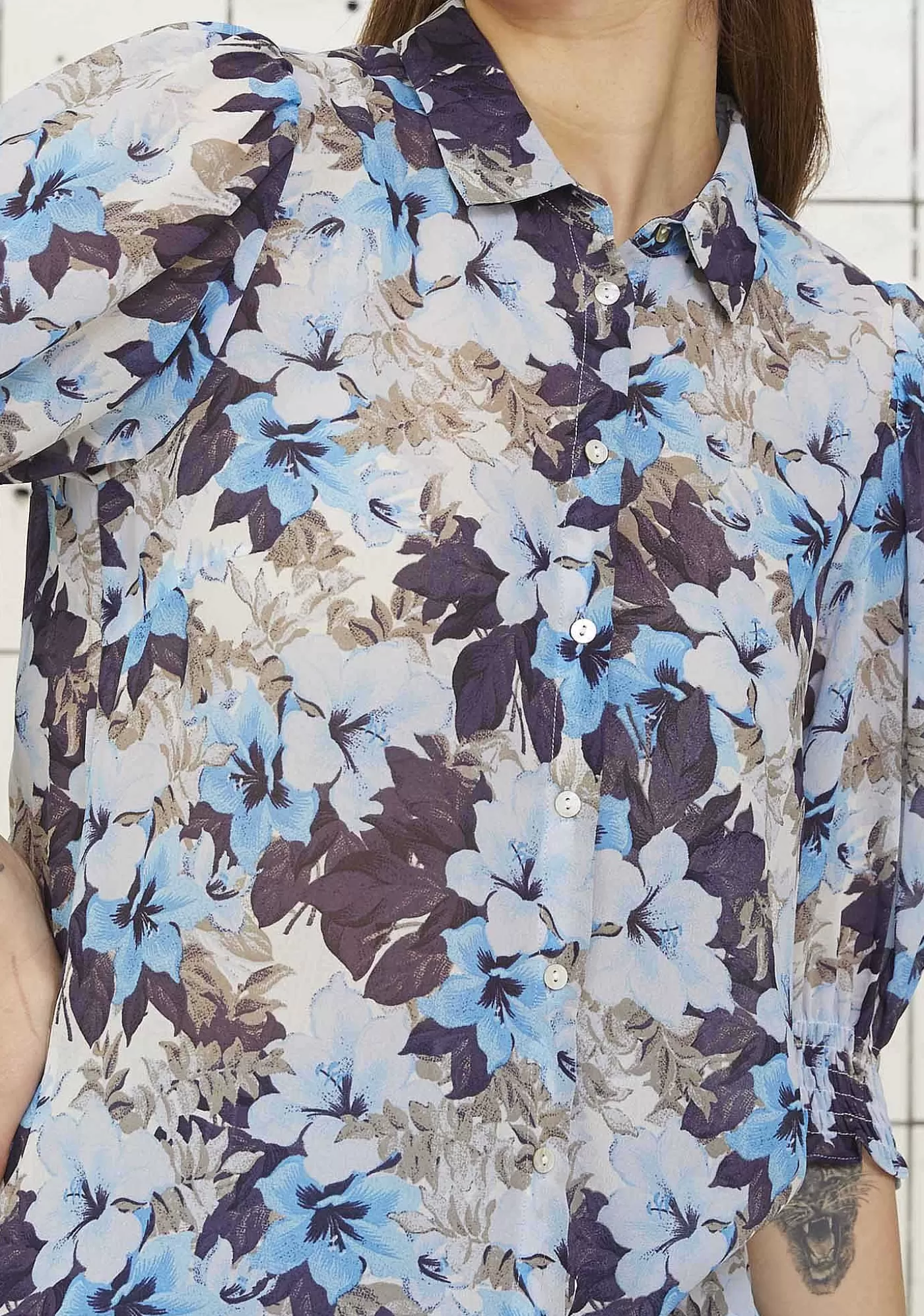 Cheap Vibse S/S Skjorta - Blue Flower Chiffong Kvinnor Blusar Och Skjortor